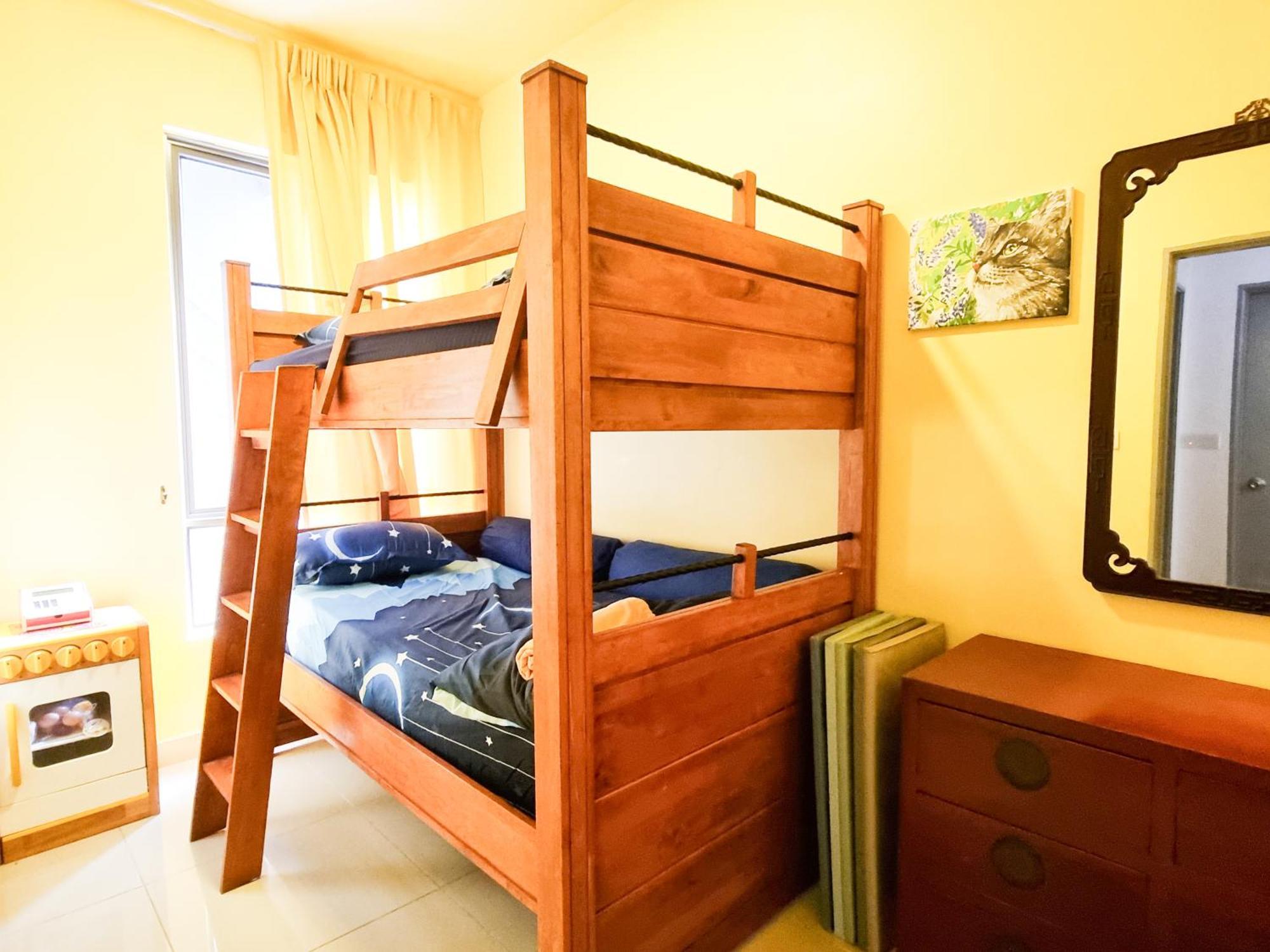 Mossy Forest Family Retreat Ii, 2-8 Pax, Apartment *